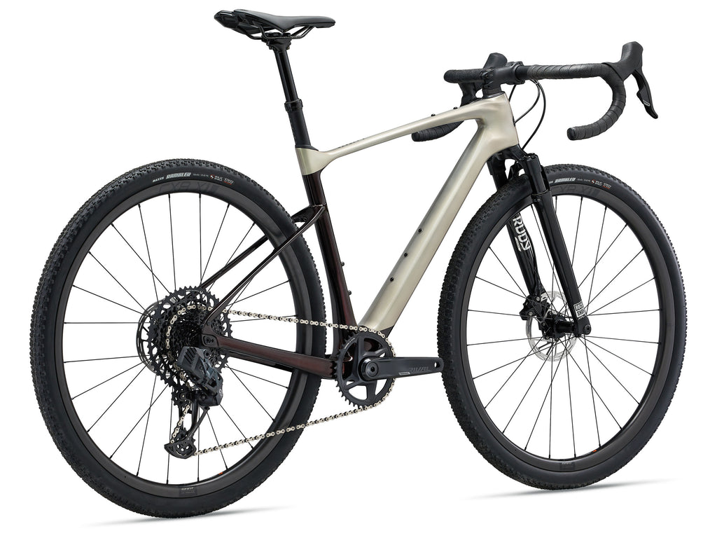 Giant Revolt X Advanced Pro 1